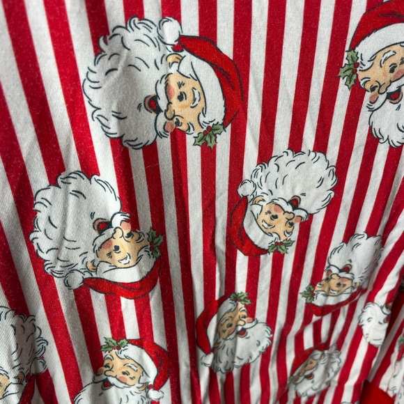 Caden Lane // Santa Claus Lane Bamboo Christmas Pajama Set - Picture 5 of 8